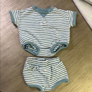 Nike Striped Blue and White Baby Outfit newborn